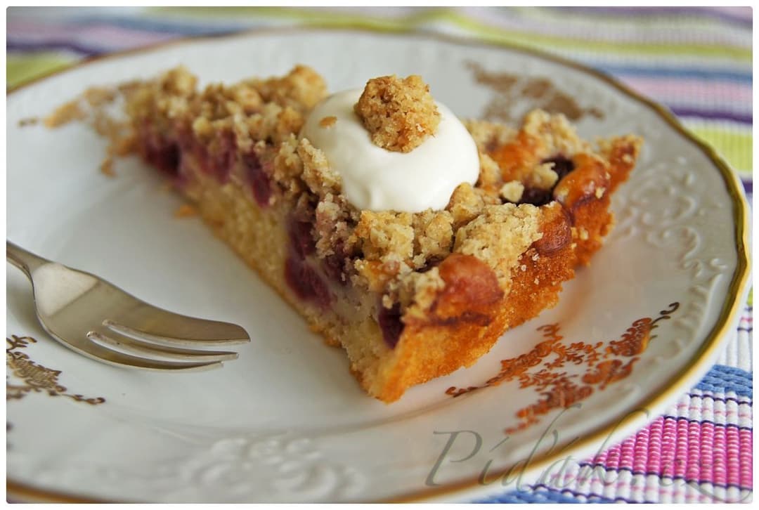 1. obrázek Ovocný koláč z jogurtového těsta