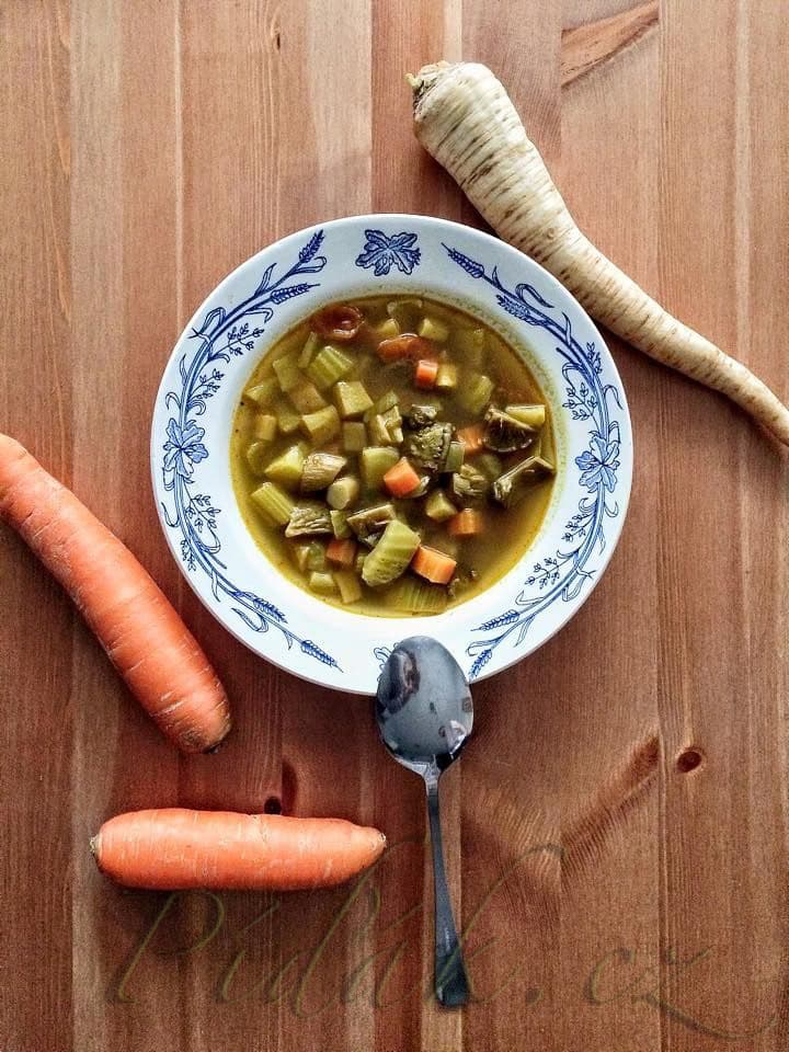 1. obrázek Indická Zeleninová polievka