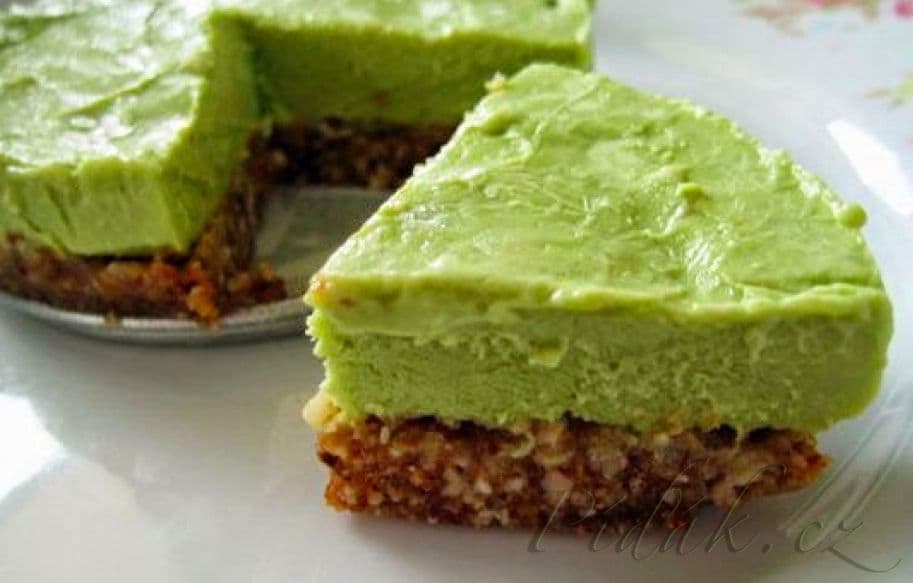 1. obrázek Nepečený "raw" dortík s matchou a šmakounem