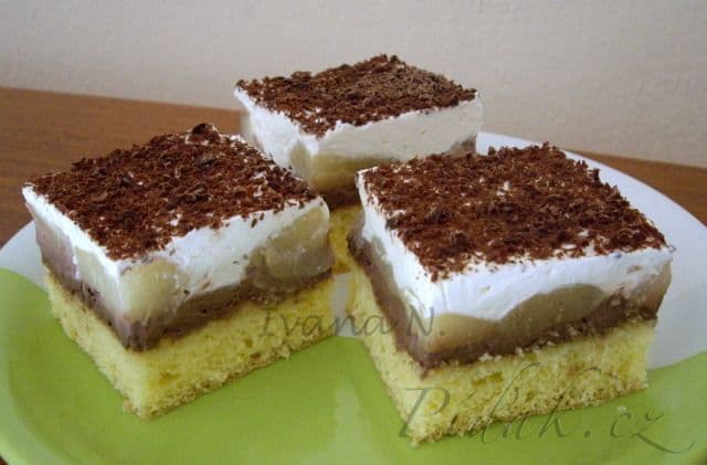 1. obrázek Tvarohové řezy s hruškami