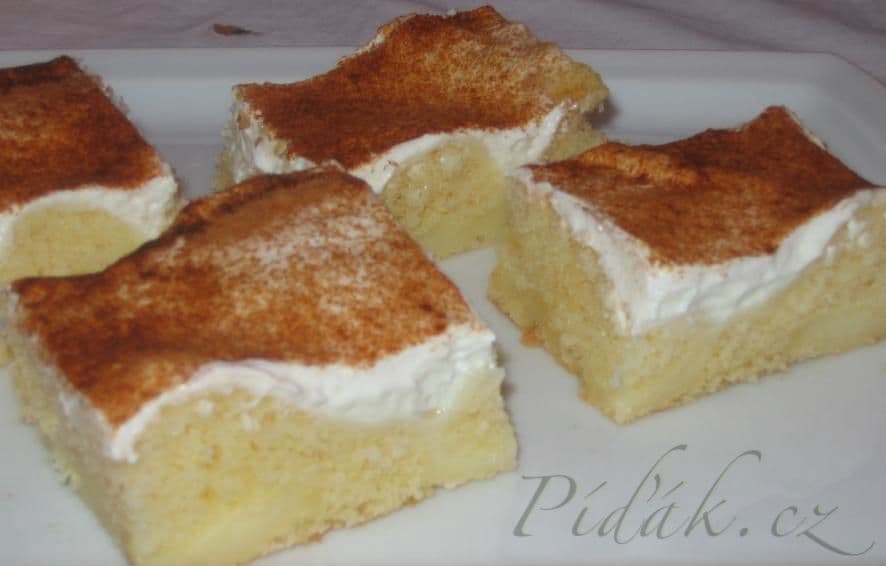 1. obrázek Pudinkový řez se skořicí