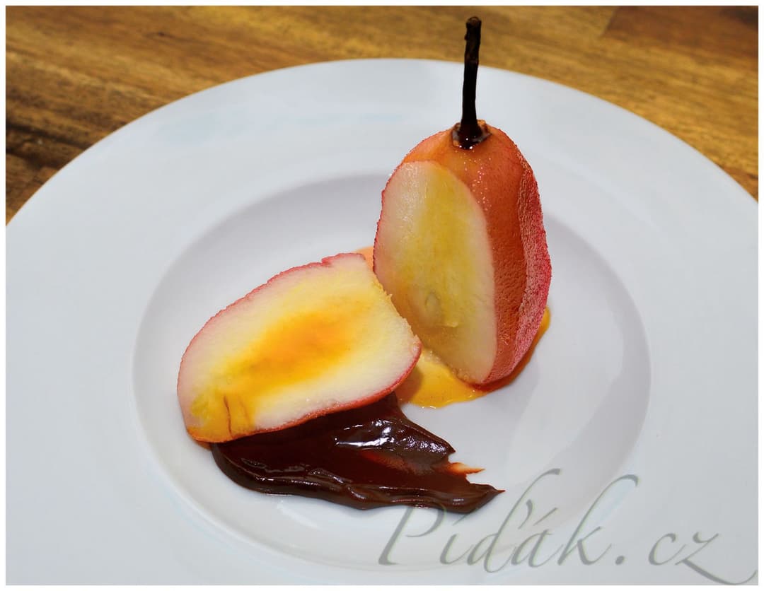 1. obrázek Pošírovaná hruška s karamelem