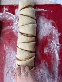 6. obrázek Finské  skořicové šneky - kynuté 